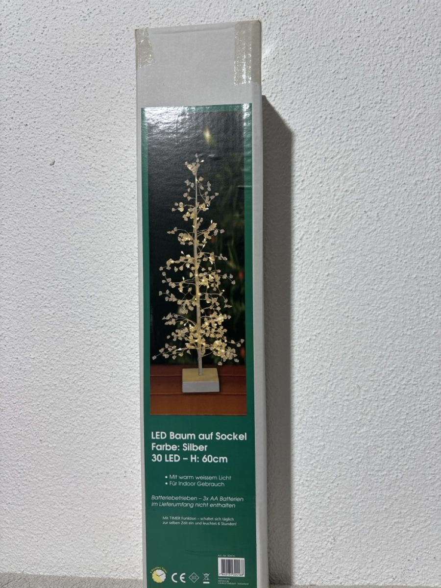 Tutte le decorazioni: LED Dekobaum silber 30 LEDs 60cm mit Timerfunktion – Nuovo e nell'imballaggio originale da Oberegg venduto da MR-shop