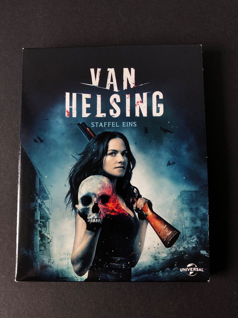 Tutti i DVDs: Van Helsing - Staffel 1 (Bluray) – Usato da Bern venduto da McFlurry_08