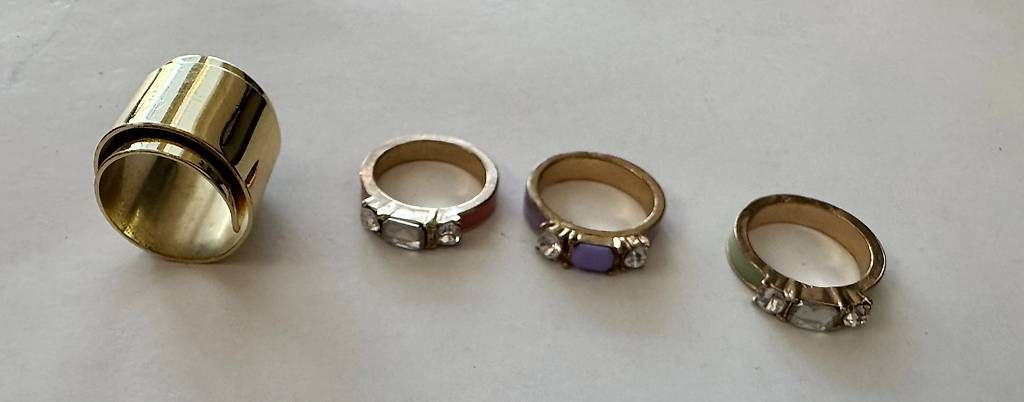 Sonstiger Schmuck: Armreifen und Ringe – Gebraucht aus Trimbach von D-EM