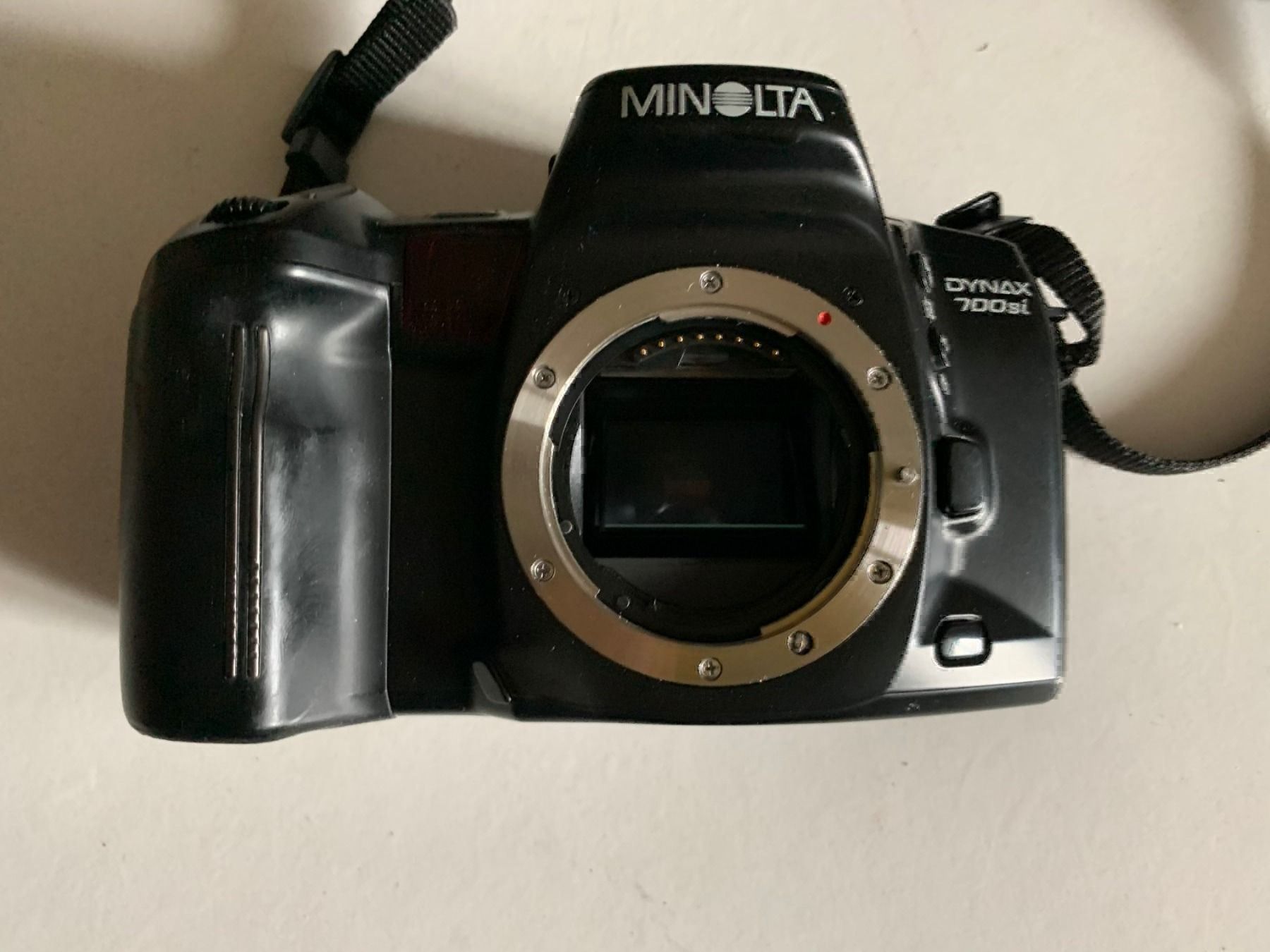 Minolta Fotocamera: MINOLTA Kamera mit Objektiv – Usato da Arch venduto da Karibu19