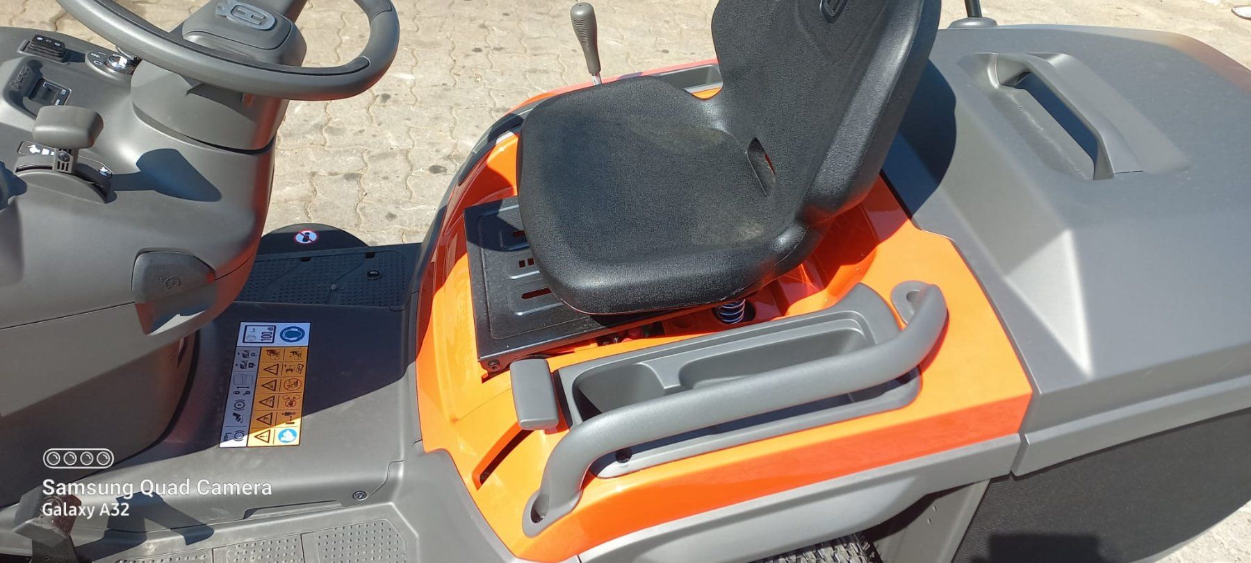 Husqvarna Tagliaerba: Traktor Rasentraktor Husqvarna – Usato da Buch b. Frauenfeld venduto da Girsberg 4
