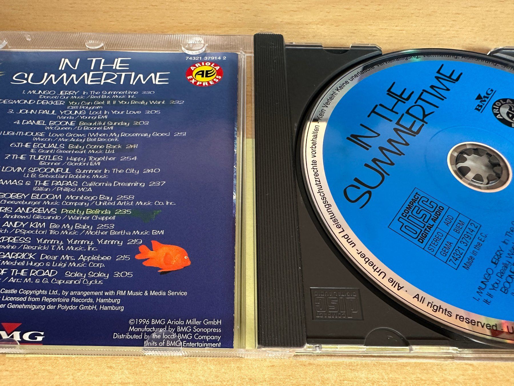 CD: Various – In The Summertime – Usato da Rikon im Tösstal venduto da Alpenmutz 2