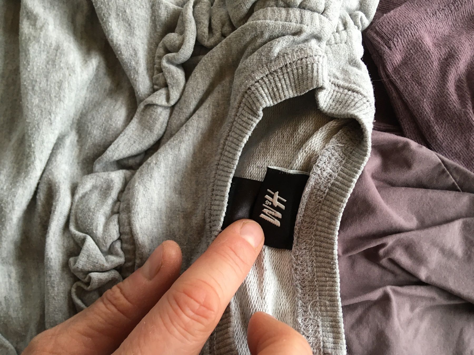 Benetton Kleiderpakete & -sets: Kleiderpaket  Mädchen 86, Benetton, H&M, C&A – Gebraucht aus Fischbach LU von stephie2009 1
