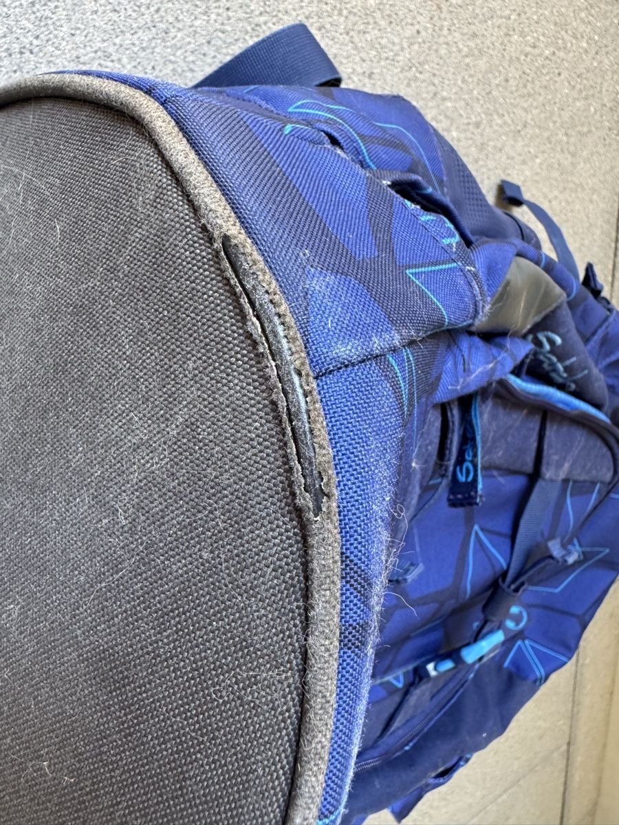 Satch Sacs à dos: Schulrucksack Satch, gebraucht – D'occasion à Reitnau par Chiroptera74 4
