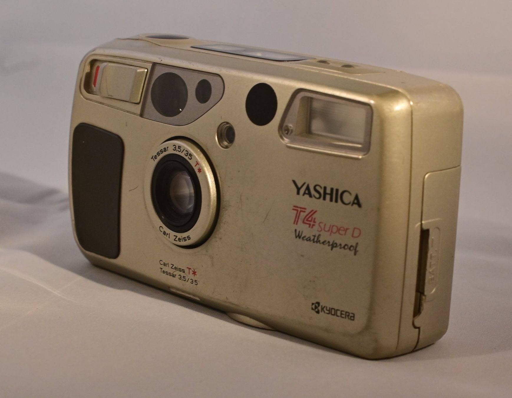 Yashica Fotocamera: Yashica T4 – Usato da Uster venduto da Stoessda 1