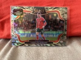 Cristiano Ronaldo Field Level Camo Prizm /199 Panini Select