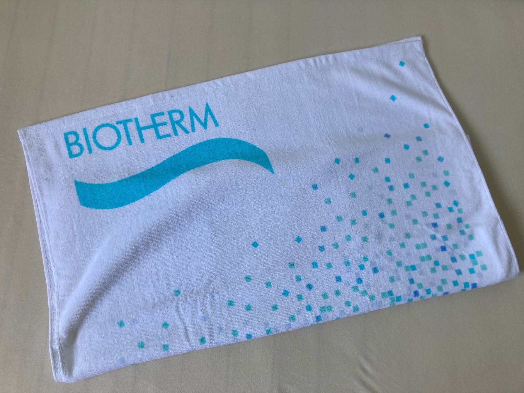 Teli da bagno: Serviette Biotherm 100% Coton neuf – Nuovo (secondo la descrizione) da Biel/Bienne venduto da almercaa 1