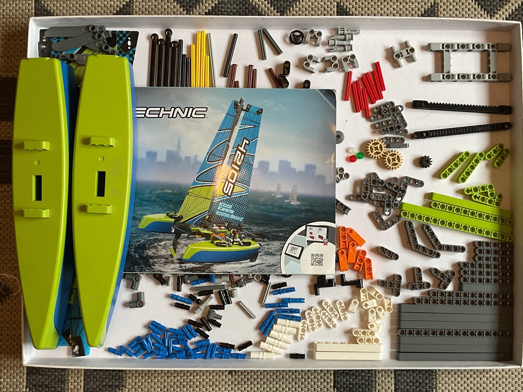 Lego Spielzeuge: Lego Technik 42105 – Gebraucht aus Winterthur von acha 2