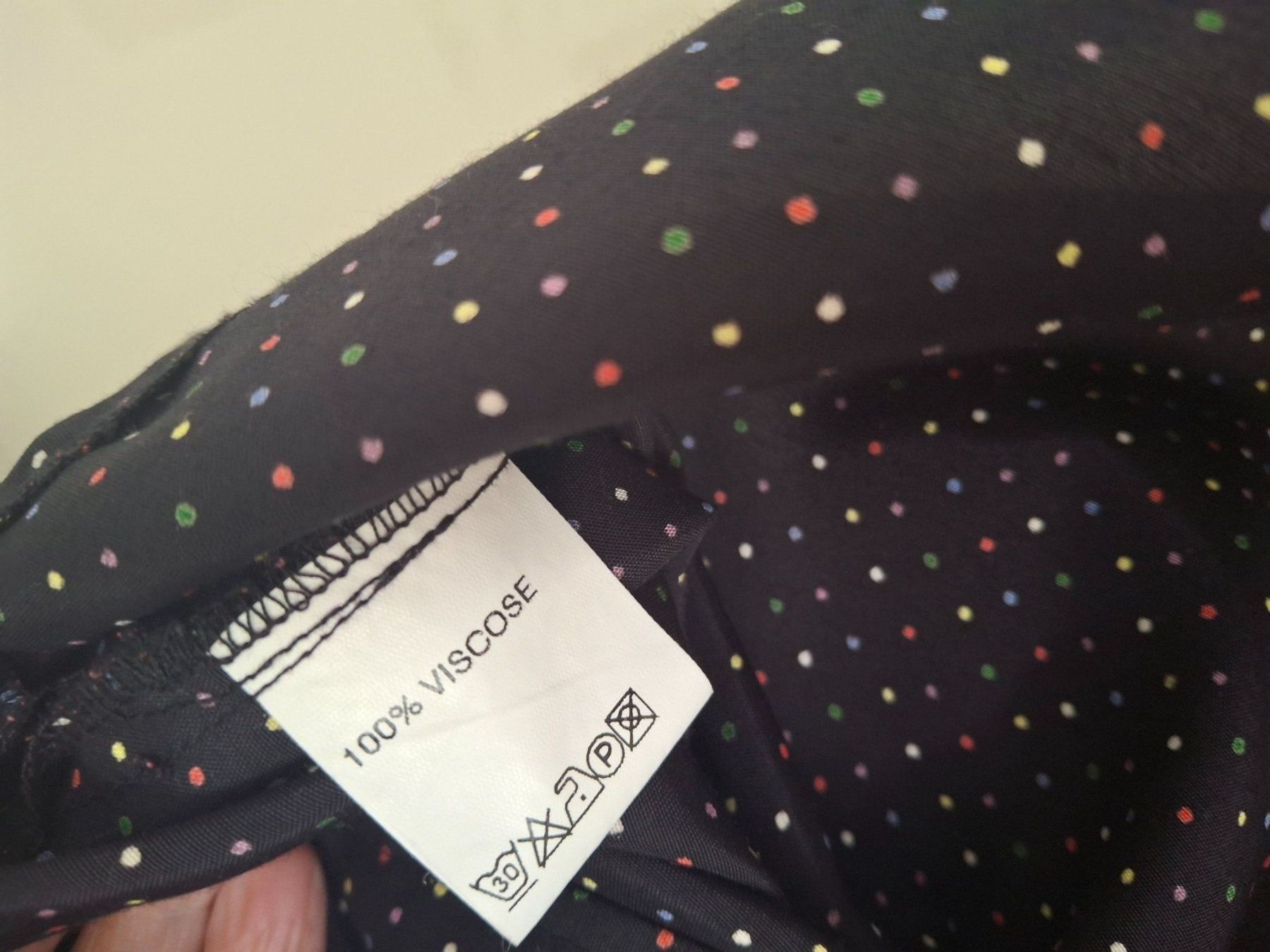 Camicette: Bluse aus Viskose mit Punkten - Grosse Grössen – Nuovo (secondo la descrizione) da WALTERSWIL SO venduto da thb_ybm8 1