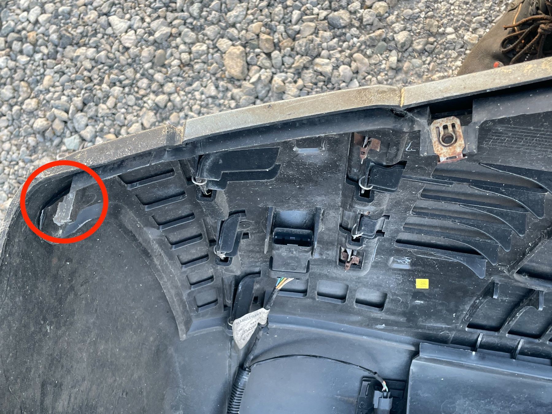 Citroën Tutti pezzi di ricambio auto: Citroën C6 : Stossstange hinten – Usato da Gletterens venduto da XBHS7412 6