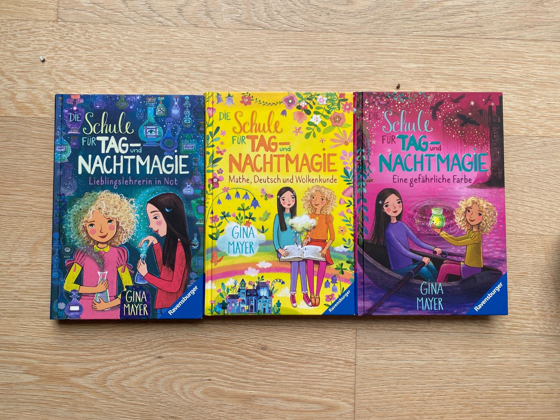 Livres: Tag-Nachtmagie Band 2, 5, 6 – D'occasion à Zürich par tanya015