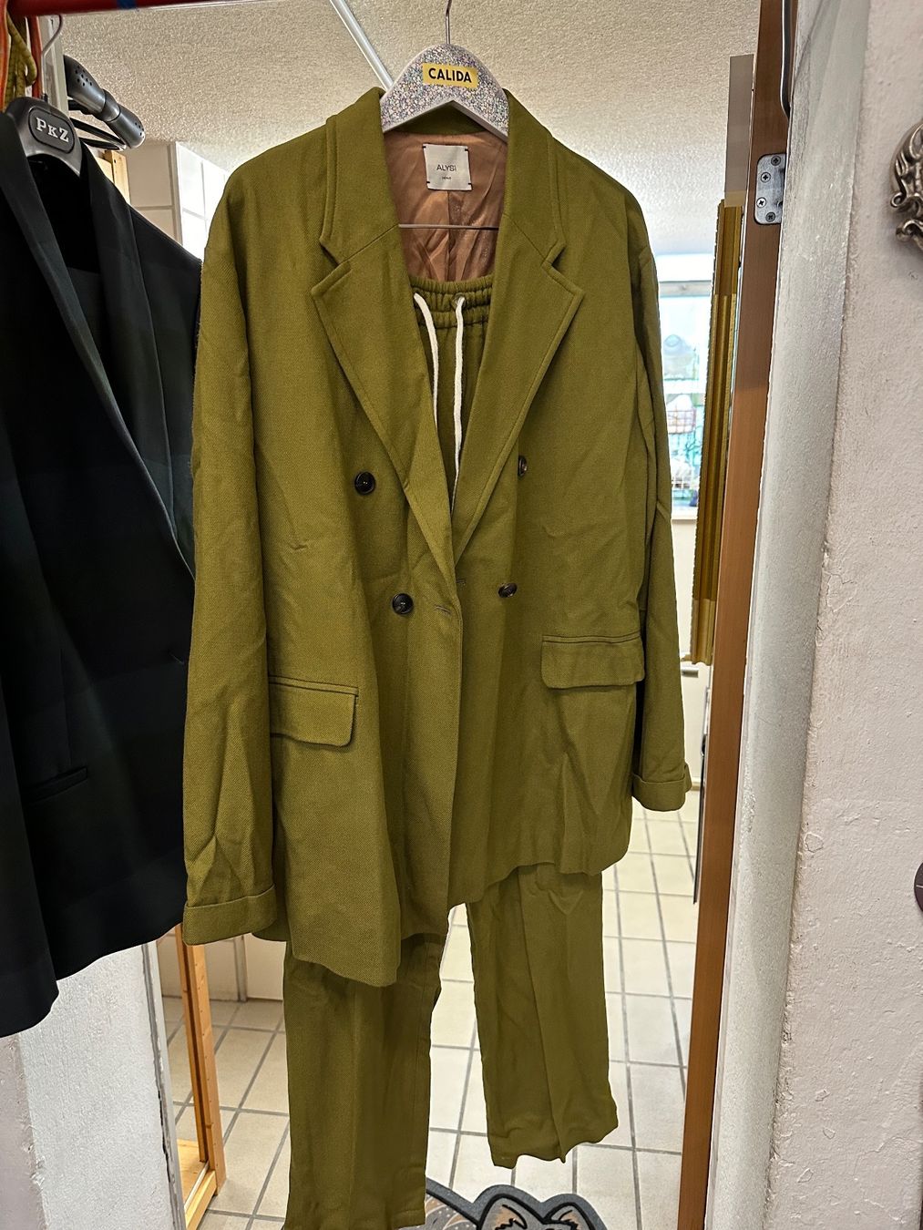 Completi & Tailleur: Alysi Hosenanzug Sakko – Usato da Reiden venduto da Zofi-Brocki