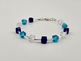 Damenarmband Glaswürfel Cubes in Blau, Türkis und Weiss