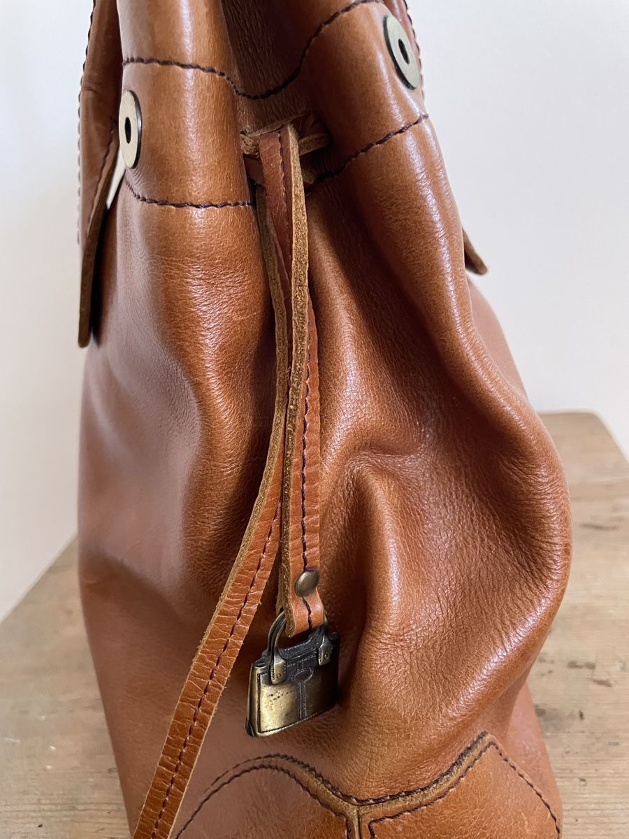 Tod'S Sacs: Tods - Lederhenkeltasche – D'occasion à Zürich par fabelhaft17 2