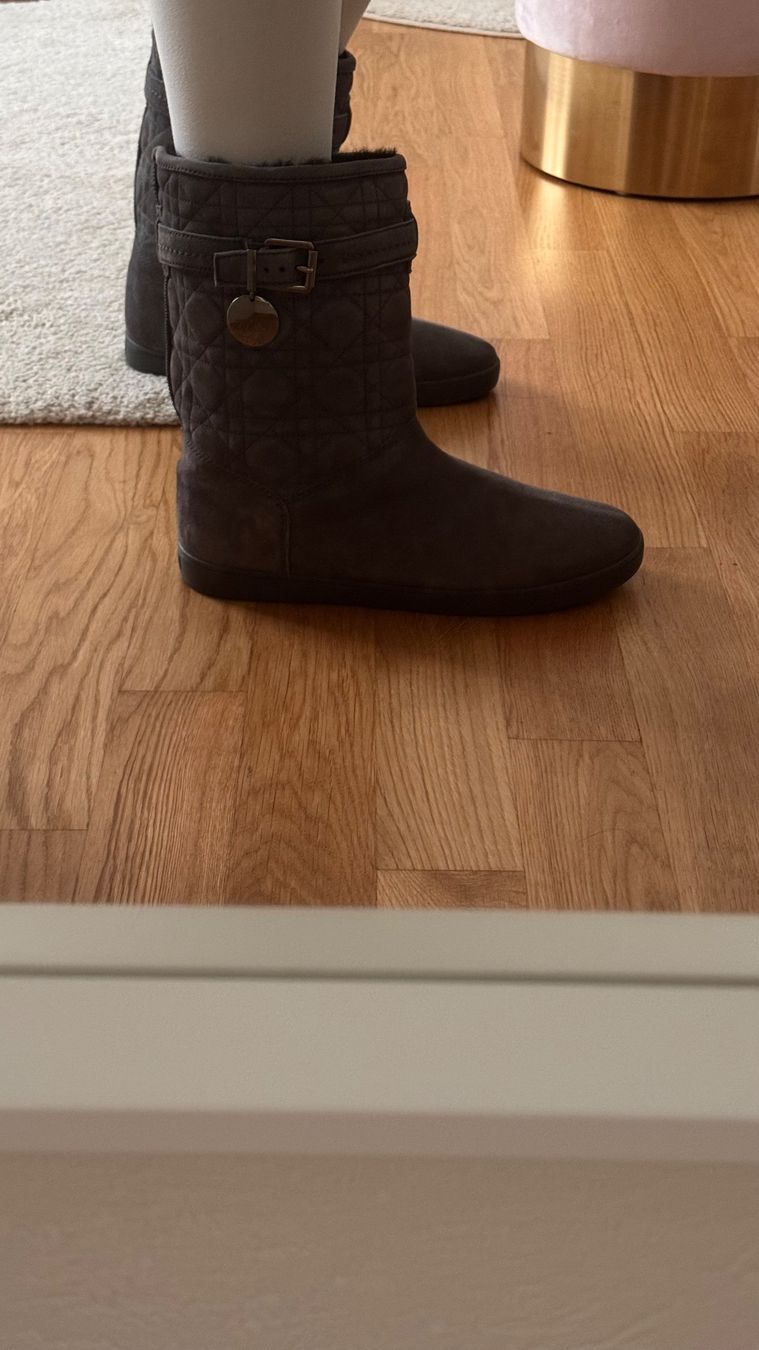 Dior Scarpe da uomo: Warme Stiefel Christian Dior Größe 40 – Usato da Esslingen venduto da The_Easy 8