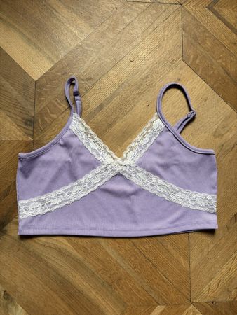 Trendiges Lila Spitzen Top, Grösse XS,perfekt für den Sommer