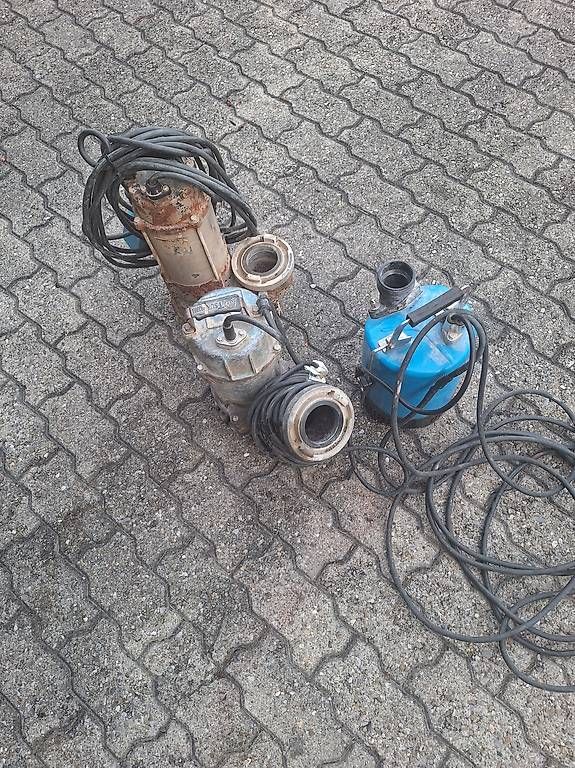 Pompe & Parti di ricambio: 3  Wasserpumpe – Usato da Uetendorf venduto da Albi125 4