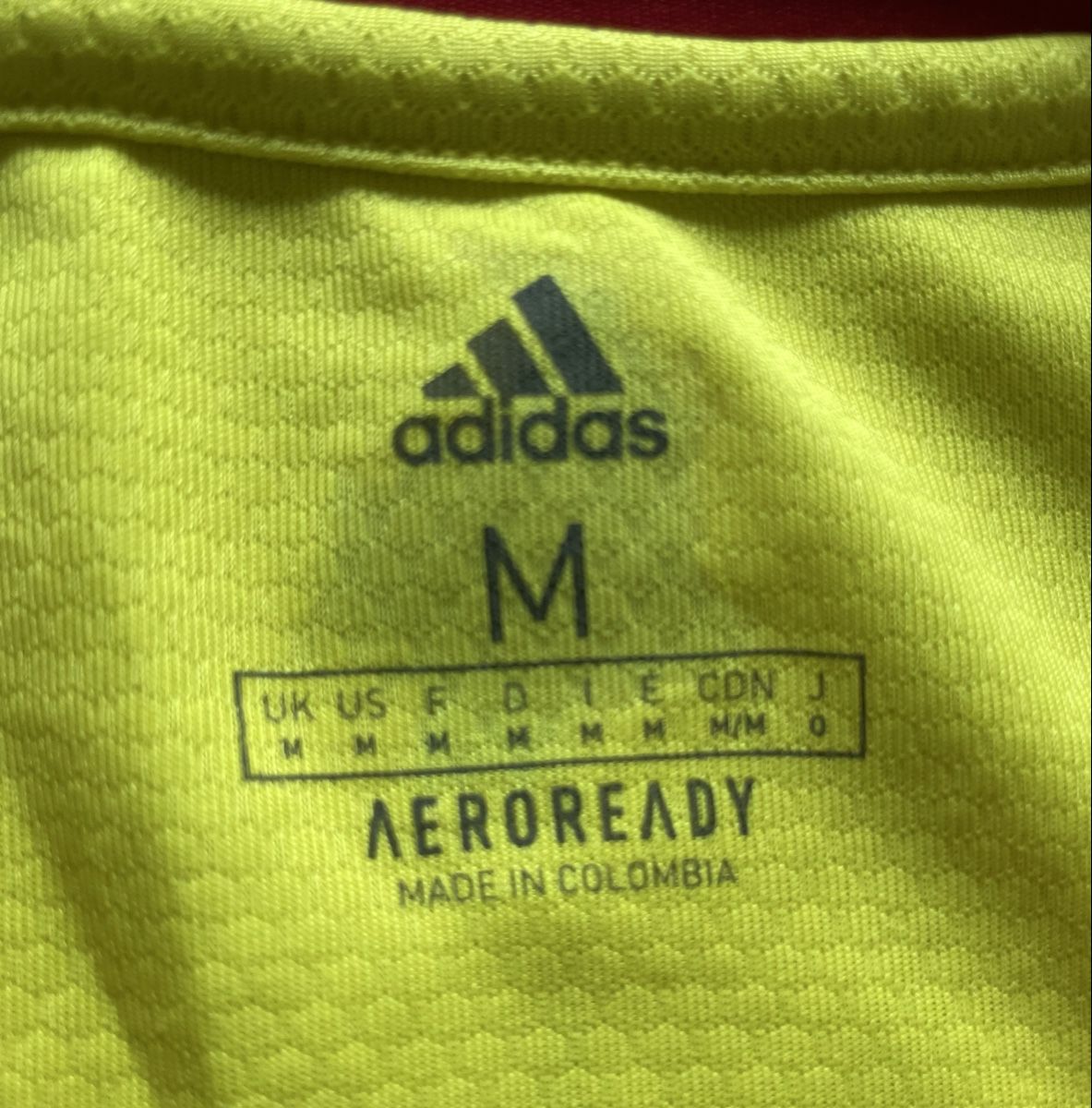 Adidas Canottiere & Pantaloni: COLOMBIA MAILLOT ORIGINAL M – Nuovo (secondo la descrizione) da Biel/Bienne venduto da Vinz011 2