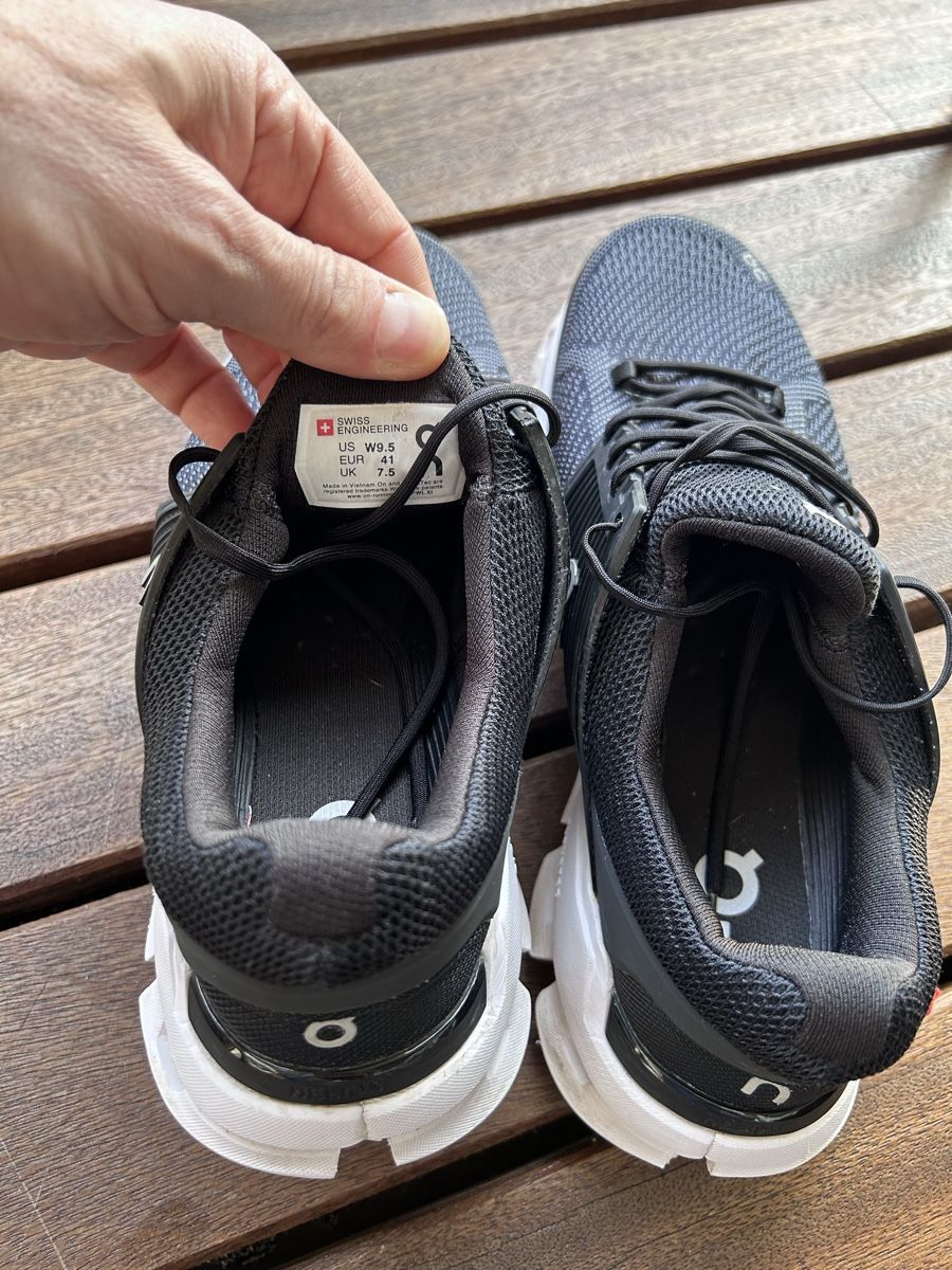 On Scarpe da uomo: On Schuhe – Usato da Rapperswil SG venduto da AndrePalu 2