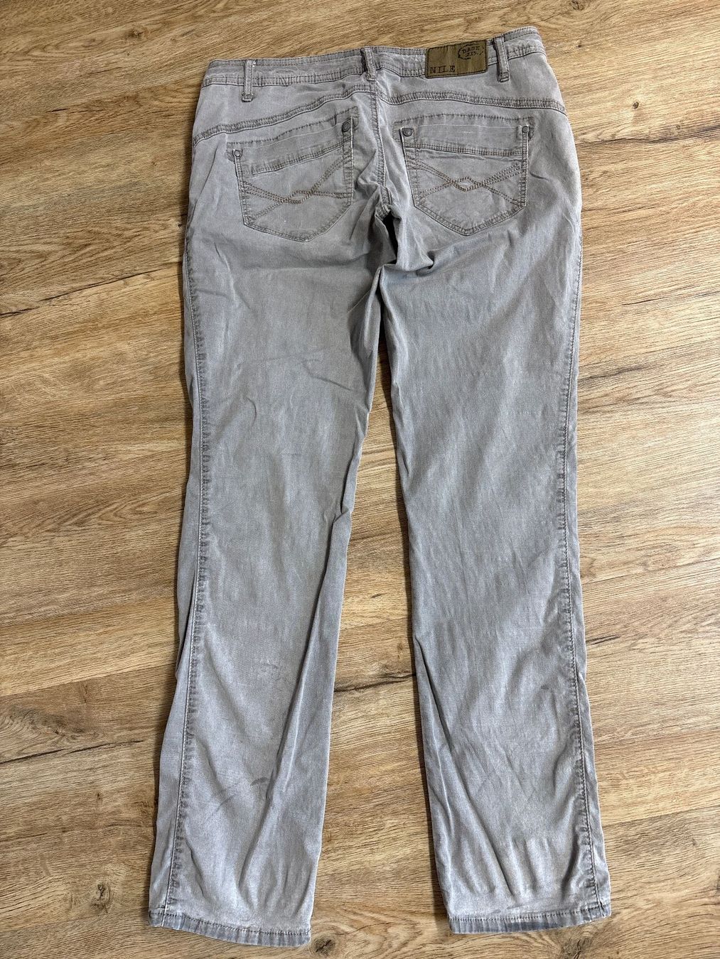 Nile Jeans: Jeans, NILE, S, grau, dünner Stoff – Gebraucht aus Wetzikon ZH von CZ.
