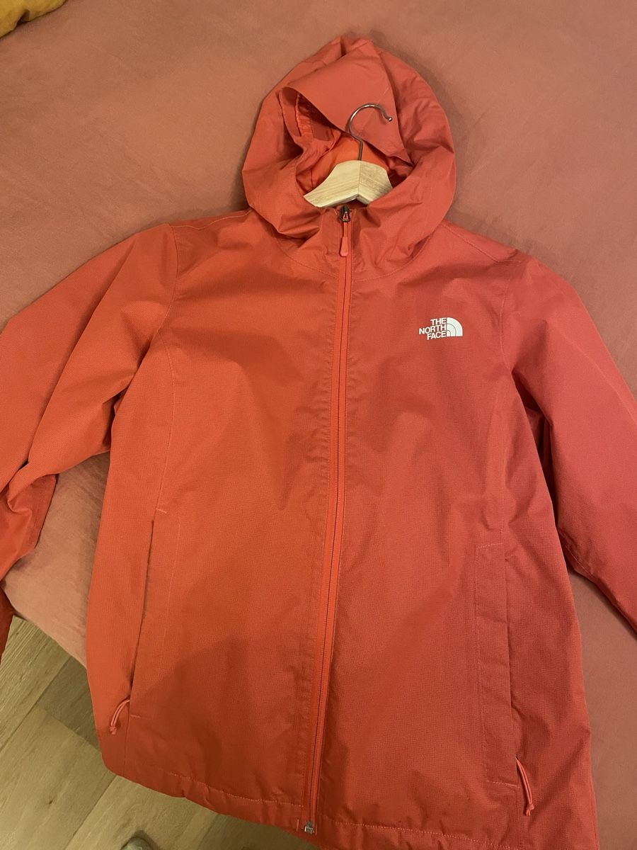 Giacche: The North Face Quest Jacket – Usato da Ponte Capriasca venduto da isa.palomba
