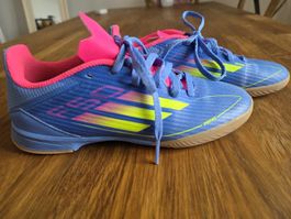 Adidas Hallen Fußbal Turnen schuhe gr. 35 (wie 34))