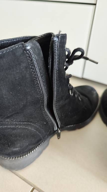 Scarpe da donna: fast neue Winterstiefel Gr. 38 – Nuovo (secondo la descrizione) da Oberentfelden venduto da MrRicardolino 1