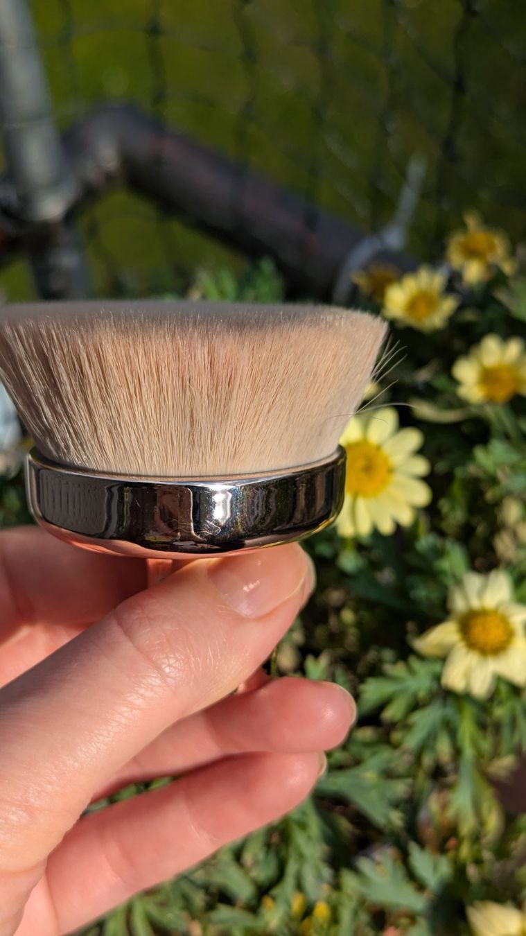 Make-up: ICONIC London Kabuki Pinsel – Usato da Zürich venduto da oschance 1
