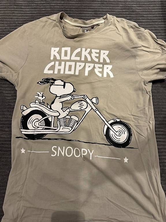 T-shirt: Peanuts Snoopy T-Shirt "Rocker Chopper" beige - Gr. M – Usato da Augst BL venduto da mar_sr5f