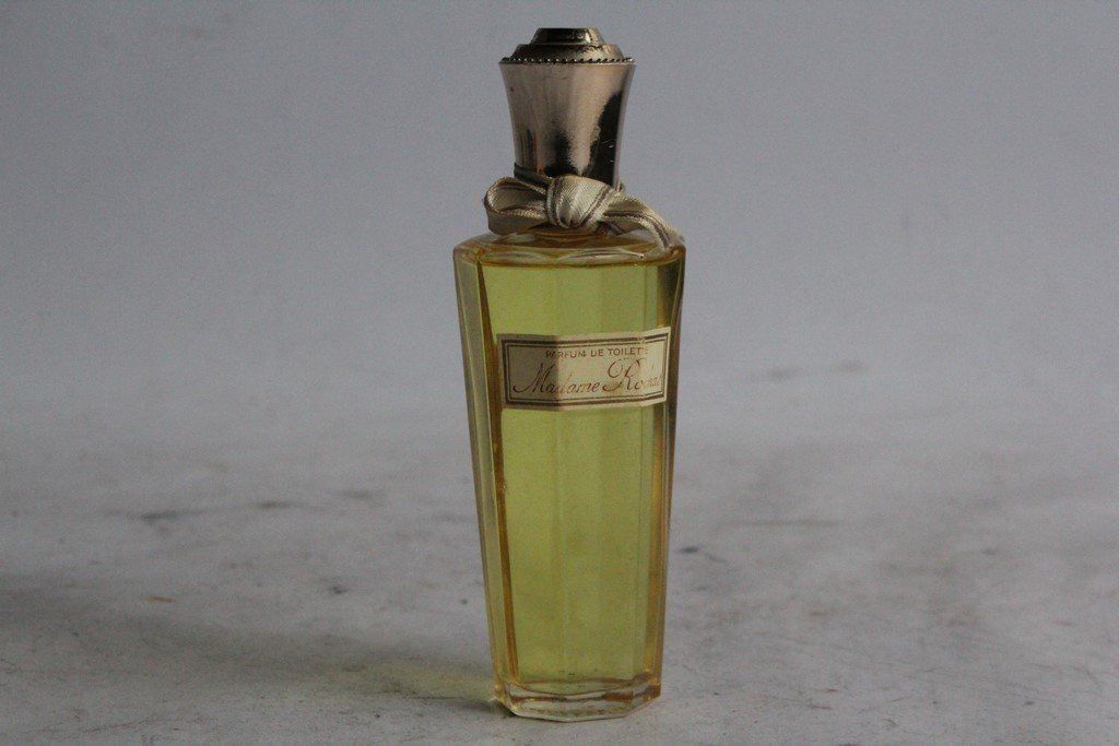 Rochas Parfum & Eau de Toilette: Parfum de toilette Madame ROCHAS – Gebraucht aus Vandoeuvres von Dom-Tom