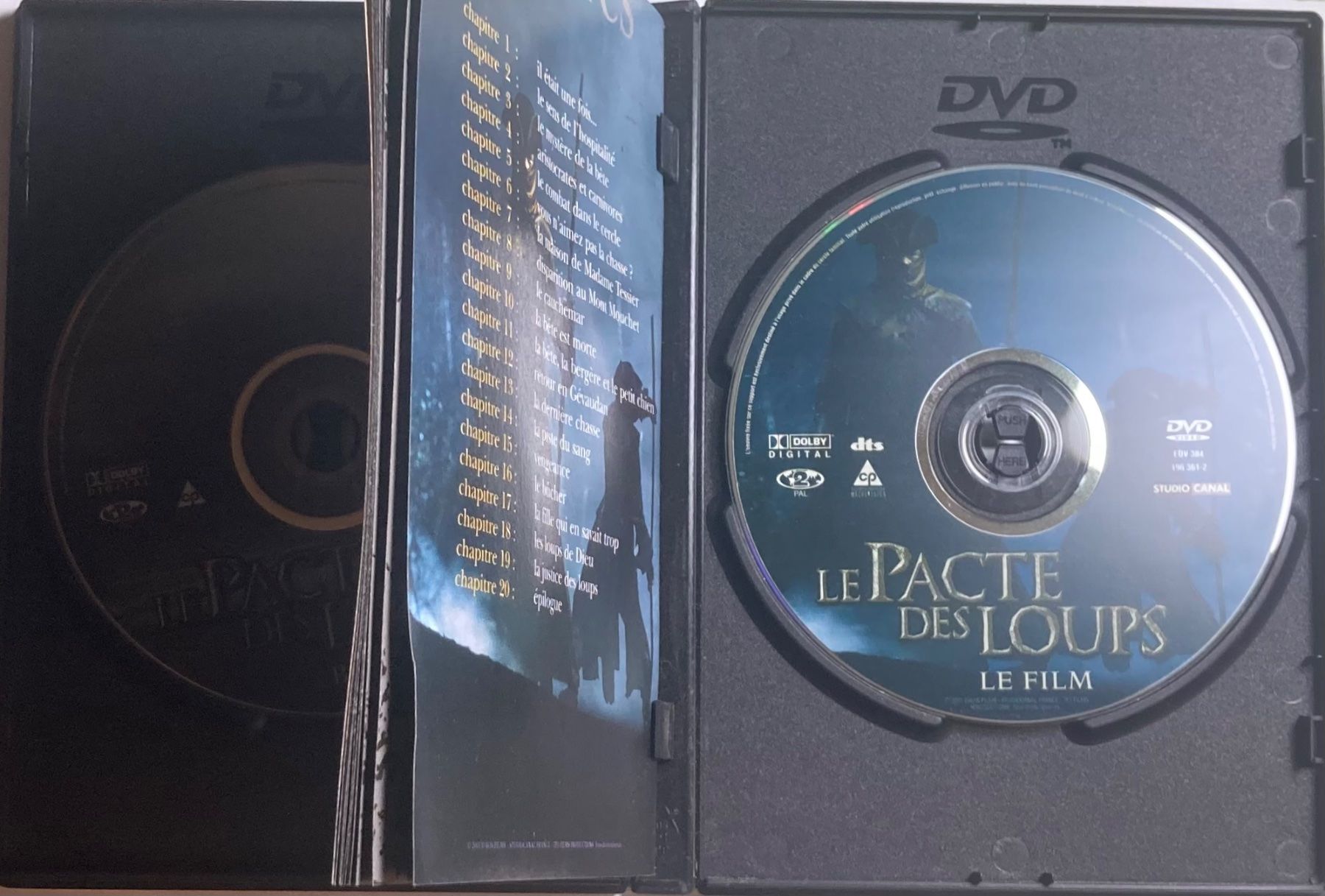 Tutti i DVDs: LE PACTE DES LOUPS (VERSION LONGUE INÉDITE) – Usato da Poliez-Pittet venduto da Newtown-Records 2