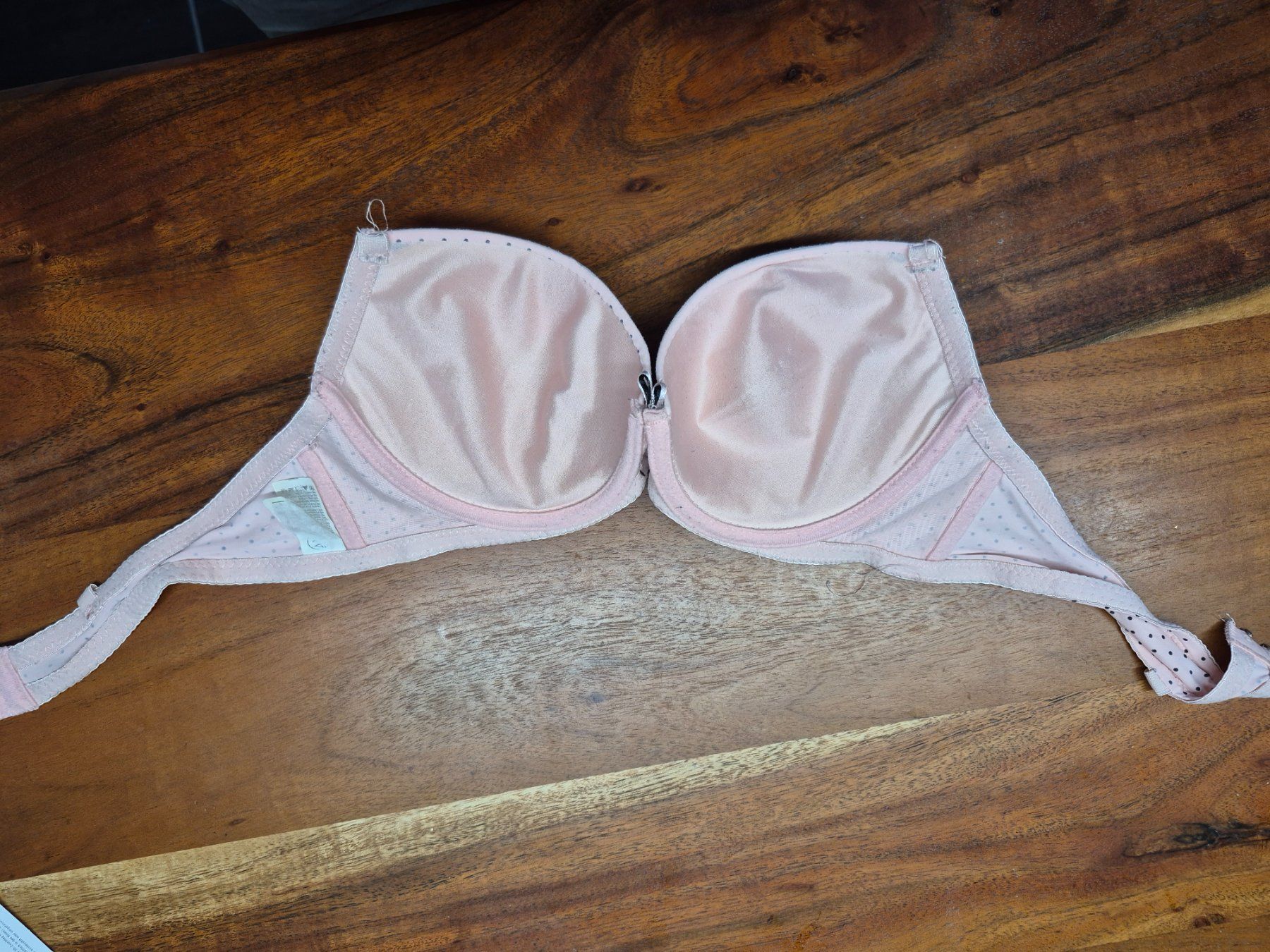 Altra biancheria intima: Schöner Rosa BH (80A) – Usato da Tagelswangen venduto da Daubinator7 2