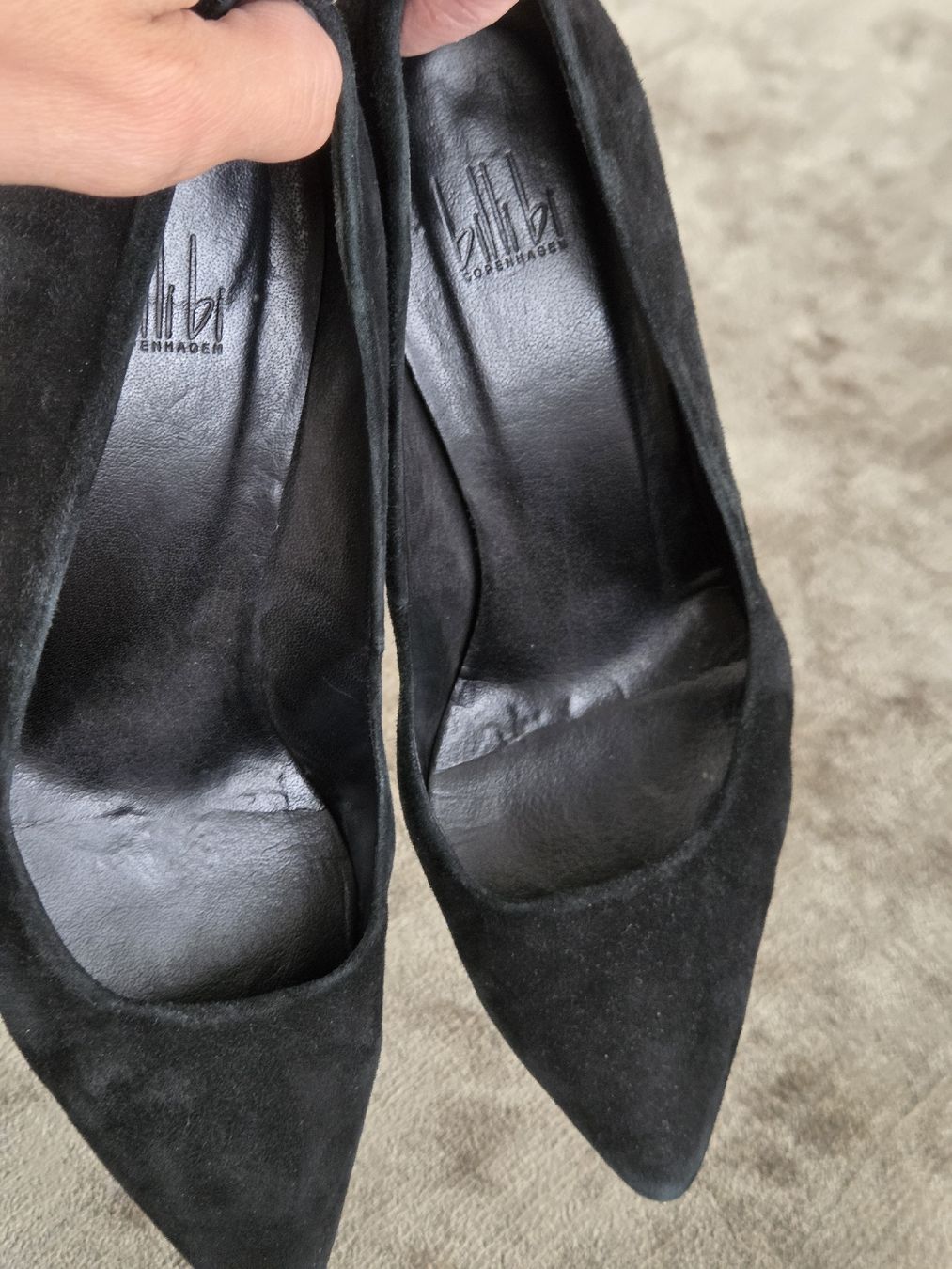 Scarpe da donna: Leder Pumps schwarz Velourleder – Usato da Zürich venduto da lejale01 6