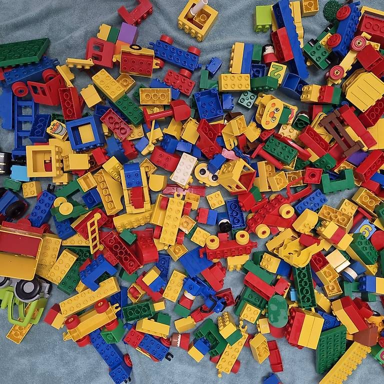 Lego Giocattoli: Duplos, Duplos, Duplos – Usato da Unterlunkhofen venduto da Fcbasel92