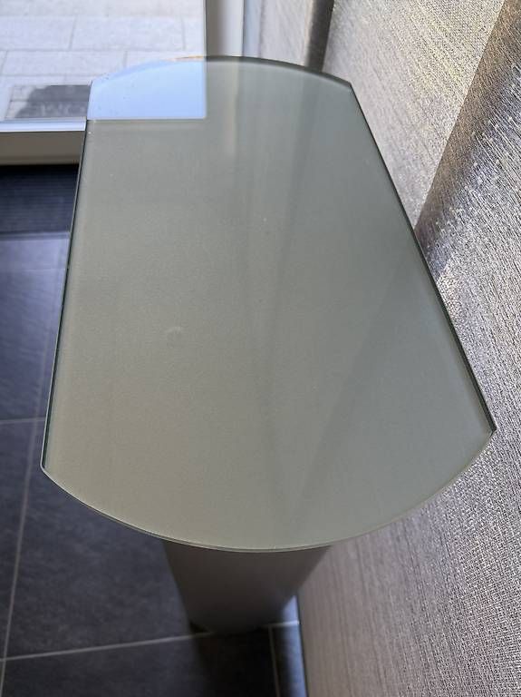 Pfister Kommoden: Schmale silberne Kommode mit 6 Spiegelschubladen – Gebraucht aus Biel-Benken BL von cor_rmw7 2