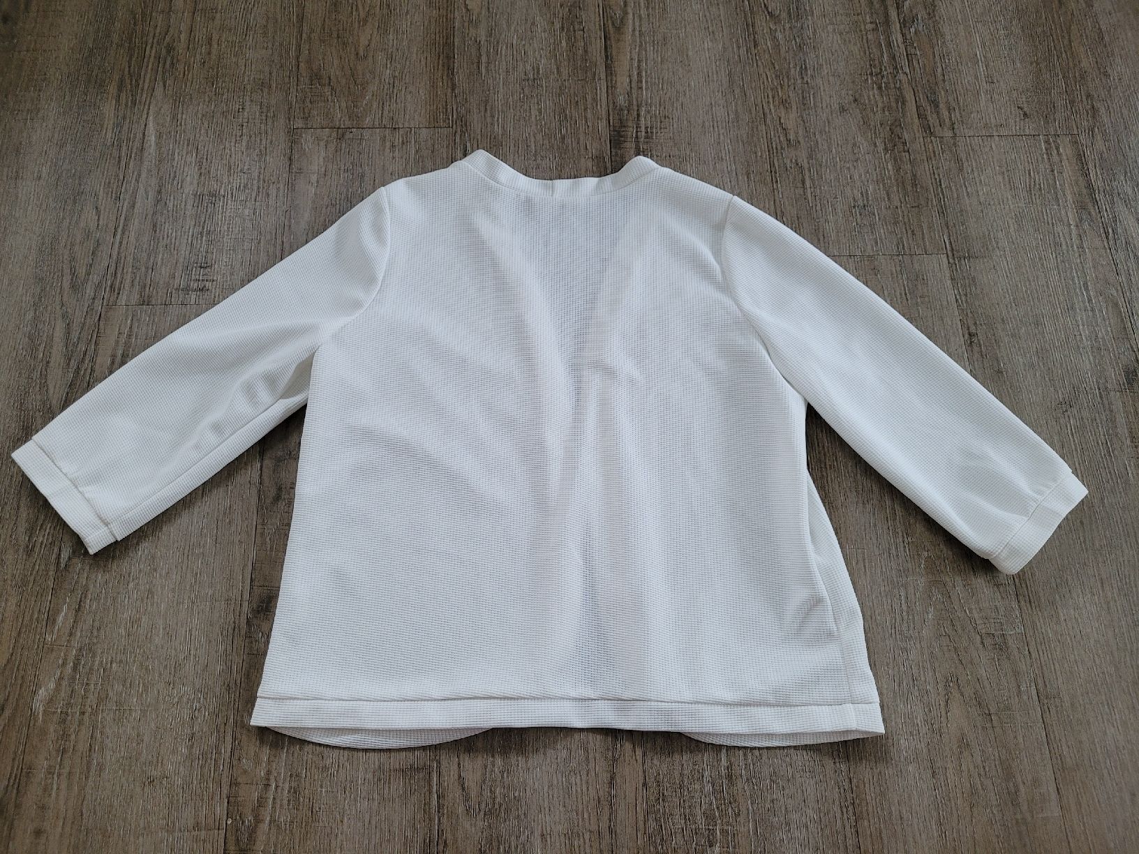 Jacken: dünne Stoffjacke in XL in off Withe – Gebraucht aus Niederbuchsiten von klengyel 4