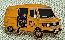 O716 - Pin Die Post PTT Postauto Zustellung