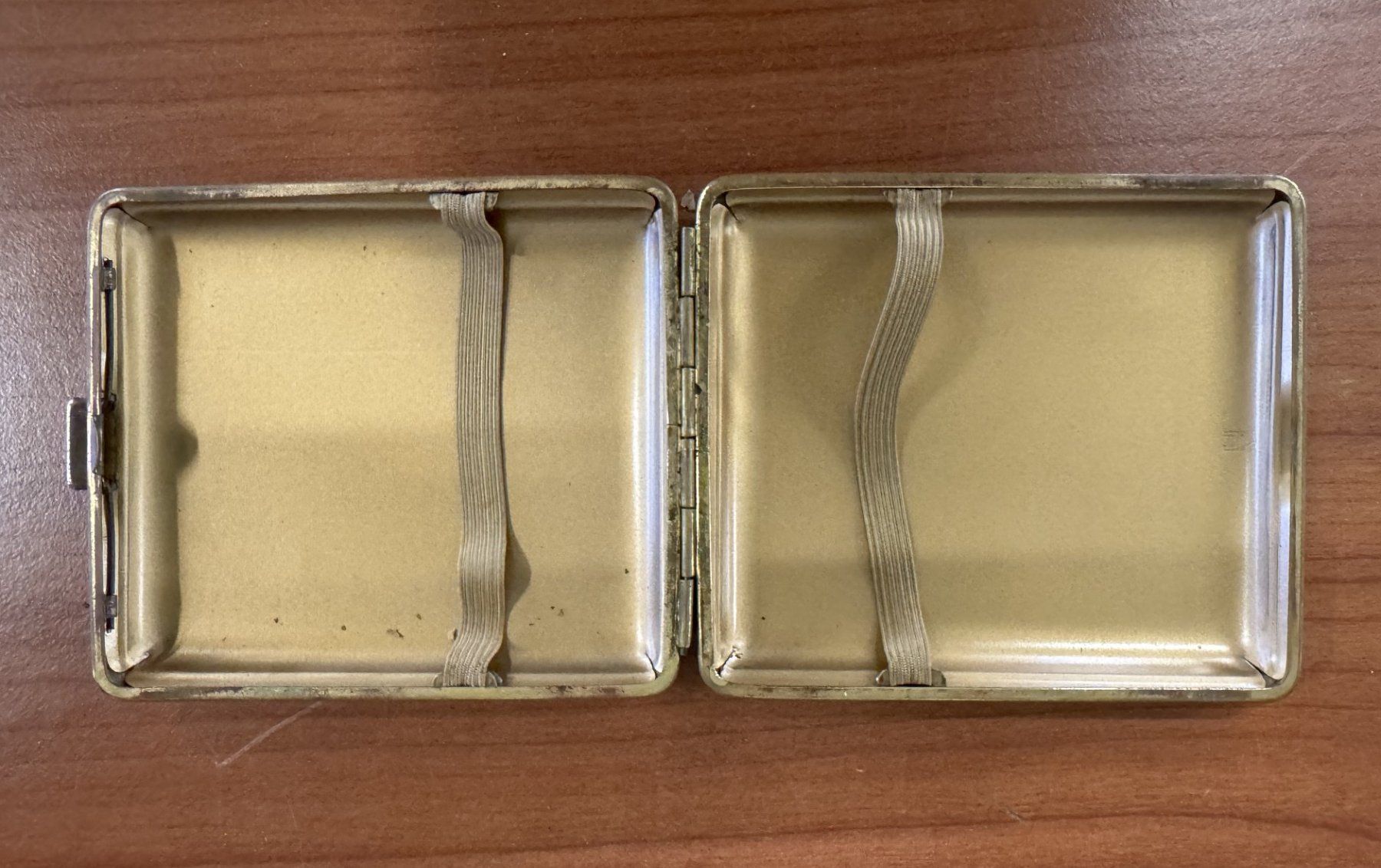 Altri Prodotti per fumatori: Etuis à Cigarettes – Usato da Satigny venduto da rob_6zj8 3