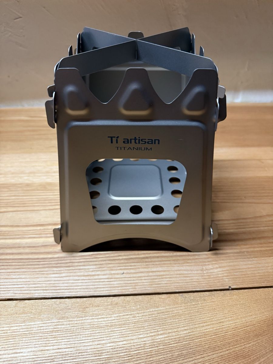 Poêles de chauffage: Ti Artisan Titanium Folding Wood Stove Camping – Neuf avec emballage d'origine à Goldingen par Thomas.Perrin