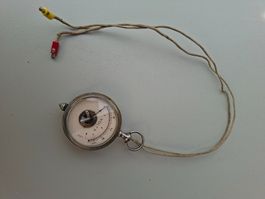 Historisches Voltmeter Messgerät antik gebraucht Zustand