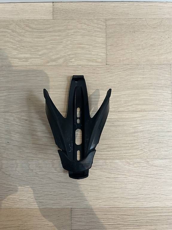 Pezzi di ricambio: Fahrrad-Flaschenhalter: Elite black – Usato da Köniz venduto da Ruffkiid