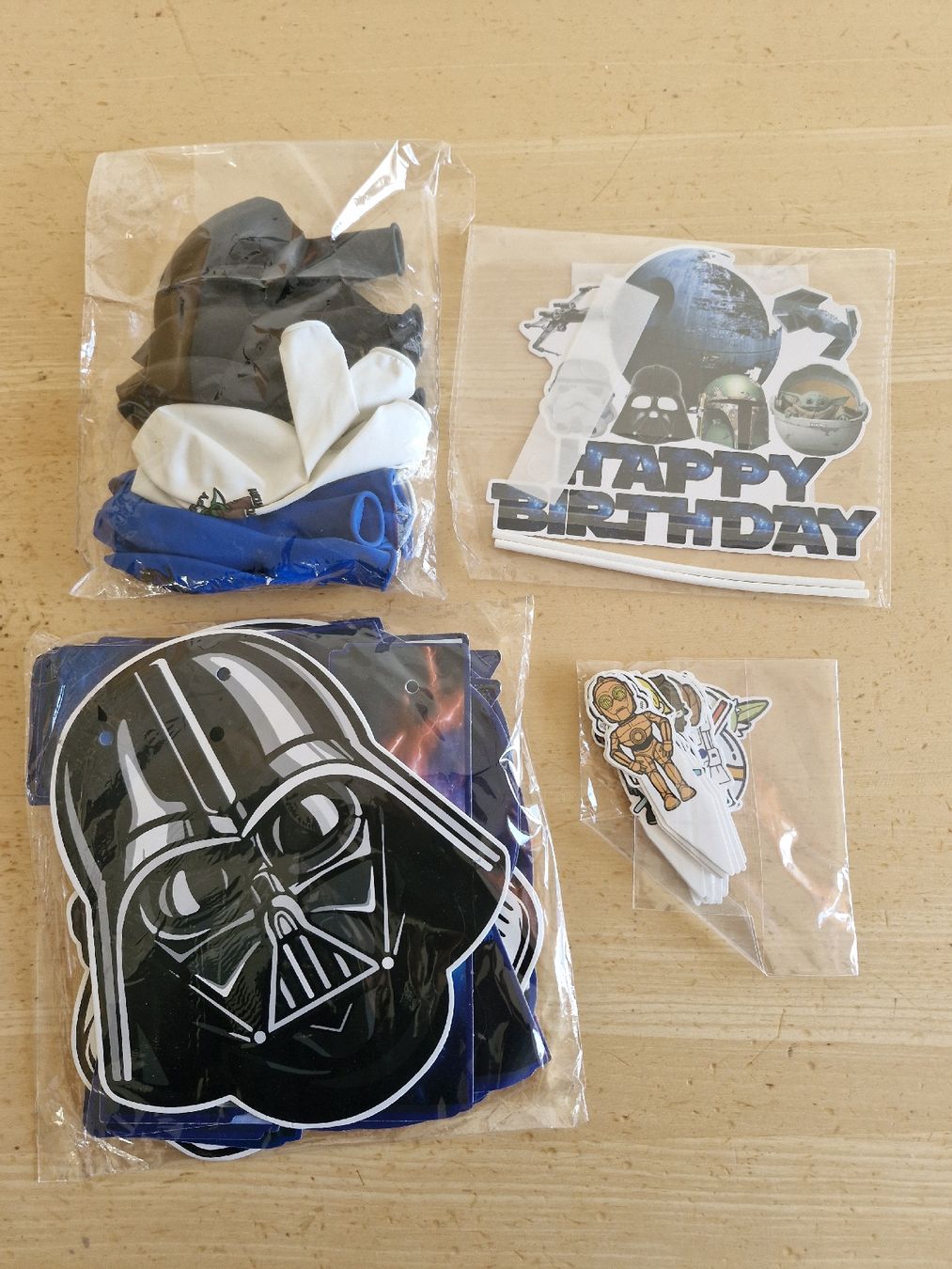 Tutte le decorazioni: Star Wars Geburstagdeko – Nuovo e nell'imballaggio originale da Disentis/Mustér venduto da epa_862v