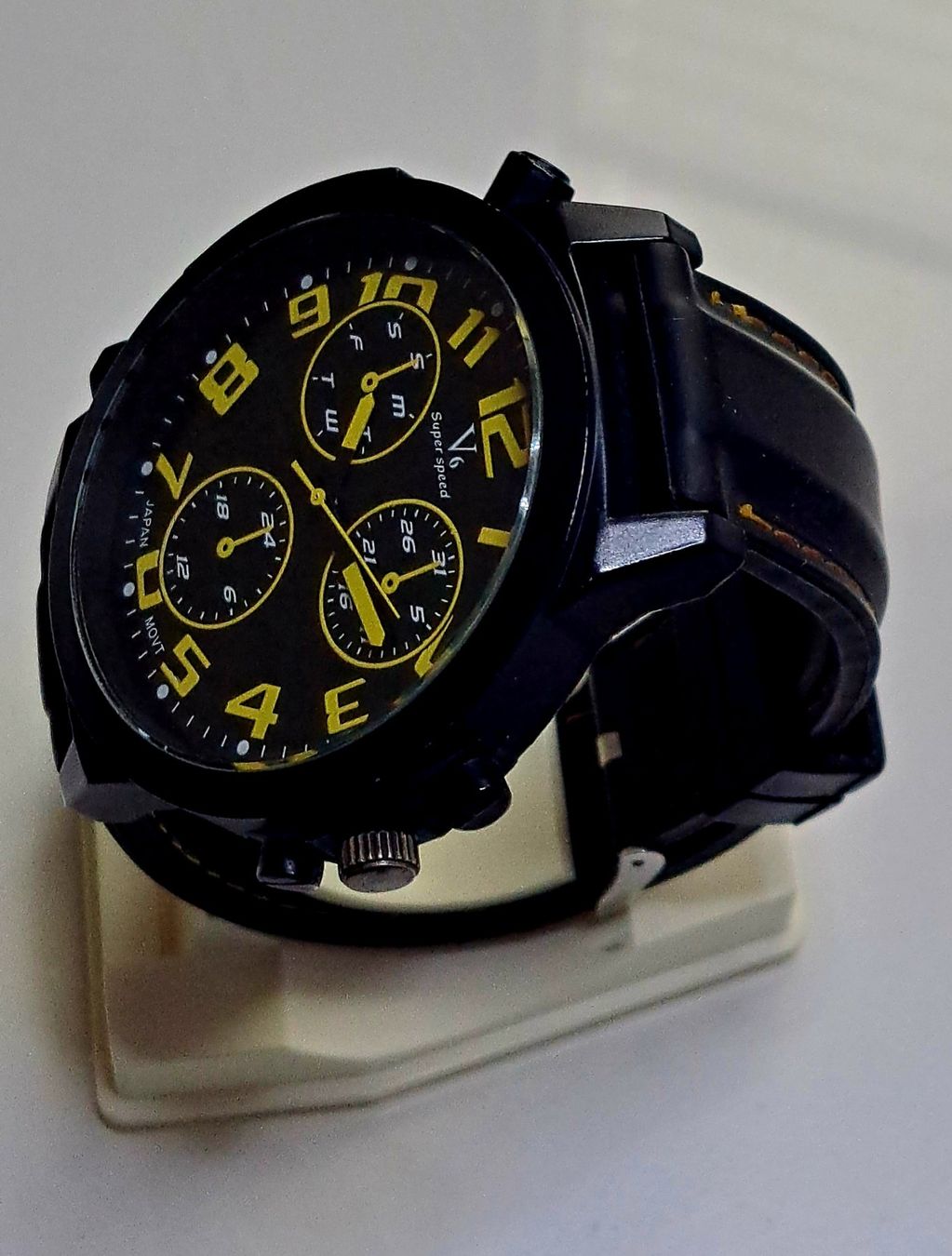 Orologi: Modeuhr im Chronograph-Style – Nuovo (secondo la descrizione) da Oftringen venduto da Second-Hand-Uhren 3