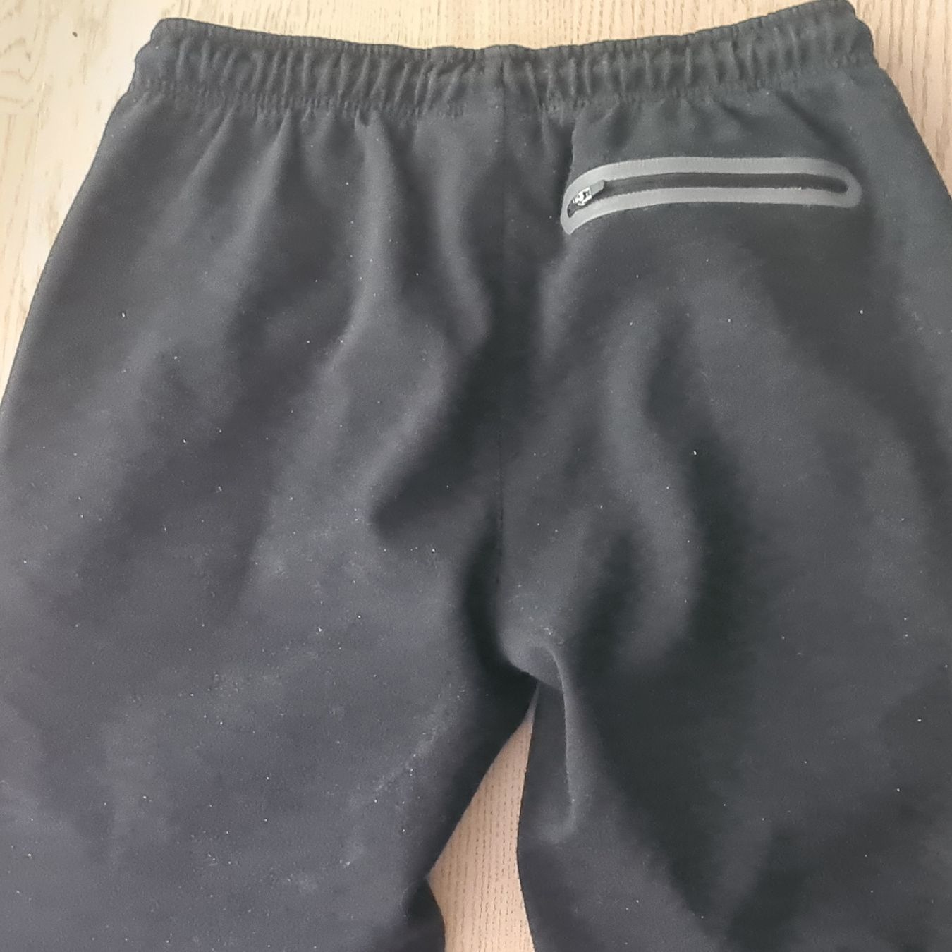 Pantaloni: Crivit Trainerhose Gr 52/54 schwarz – Usato da Steinen venduto da turbogeiss99 4