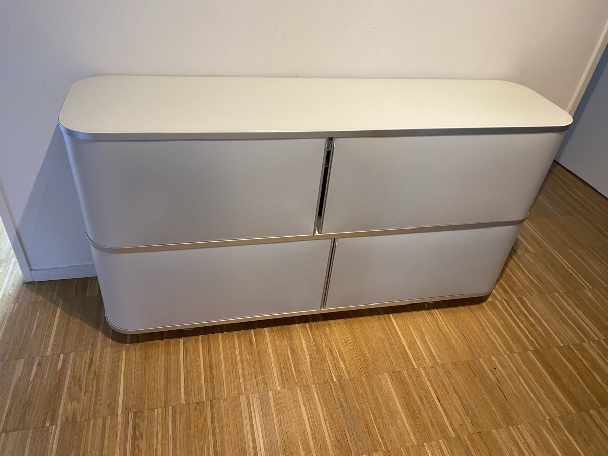 Cassettiere: Wogg Sideboard N18 Weiss – Usato da Zürich venduto da N.Feuerstein 1