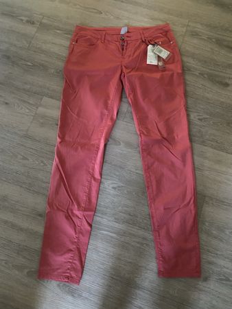 Neue Sommerhose, Grösse 40 Farbe orange 