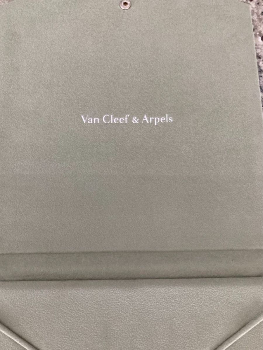 Van Cleef Catenine: Van Cleef & Arpels Necklace Box Set Large New – Nuovo (secondo la descrizione) da Zeiningen venduto da Liva_92 2