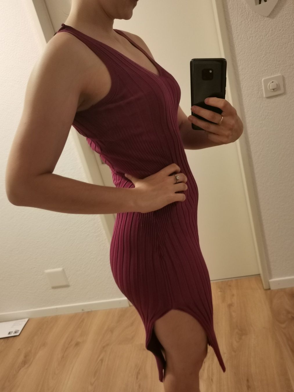 Kleider: NEU!! Sexy Kleid mit Schlitz / violette / S / 36 – Gebraucht aus Gelfingen von Meierbeat
