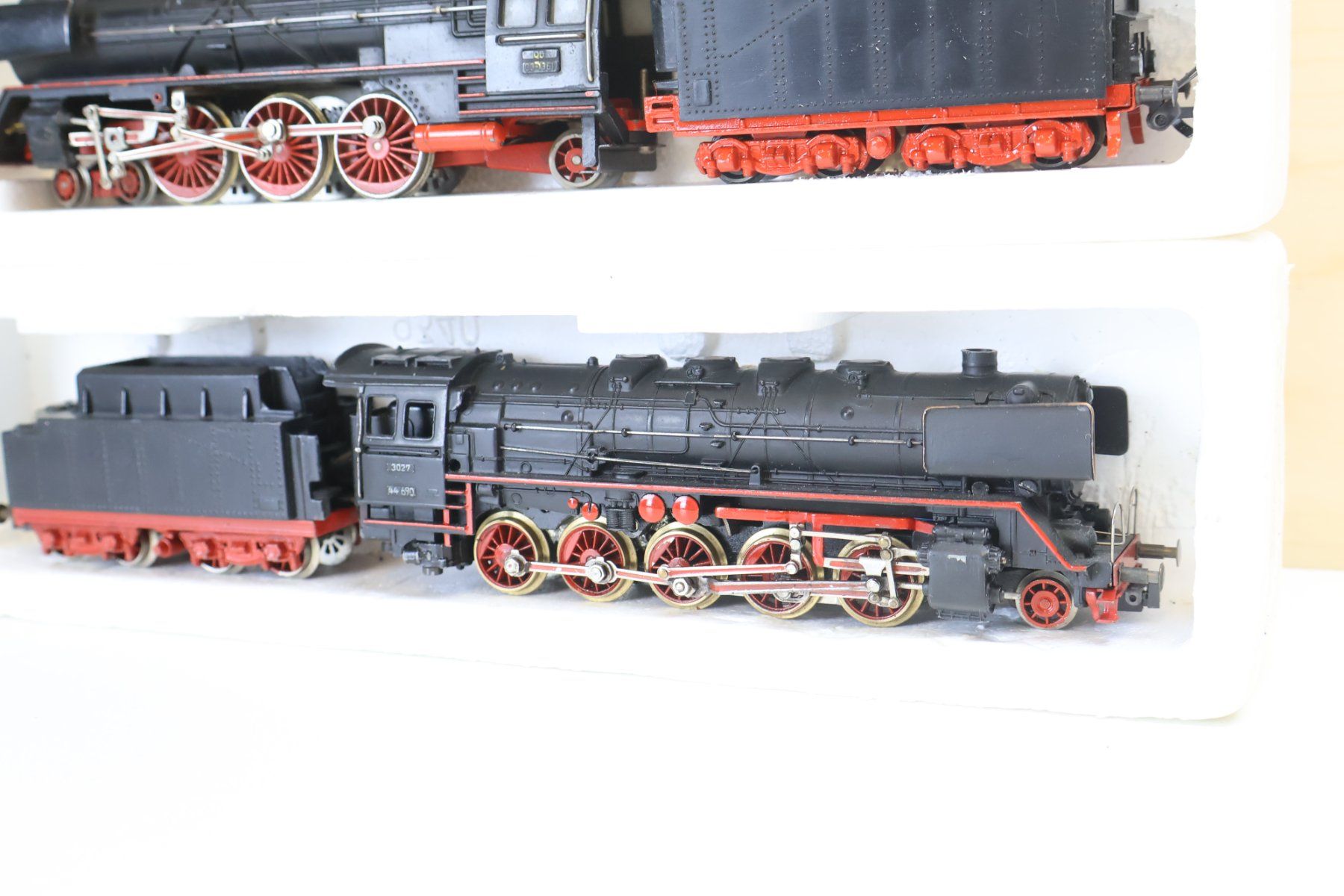 Fleischmann Modelleisenbahnen: Fleischmann/Hamo 2 x grosse & schöne Dampflok - H0 DC – Gebraucht aus Winterthur von Monstera 7