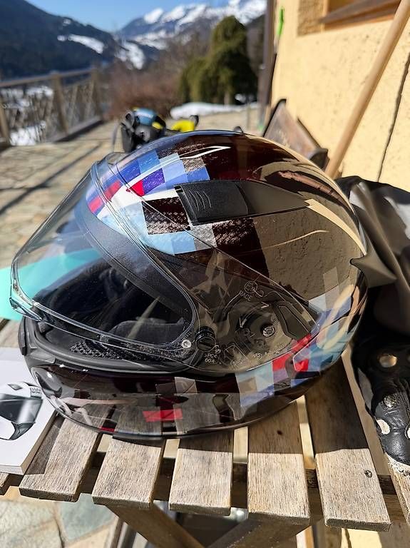 BMW Caschi & visiere: BMW Motorrad Race Helmet – Usato da Vers-l'Eglise venduto da 3V_M5 2